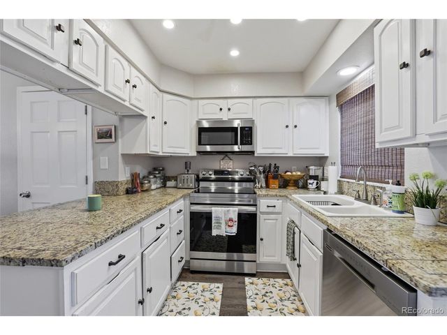 10720 Foxwood Ct, Parker, CO 80138