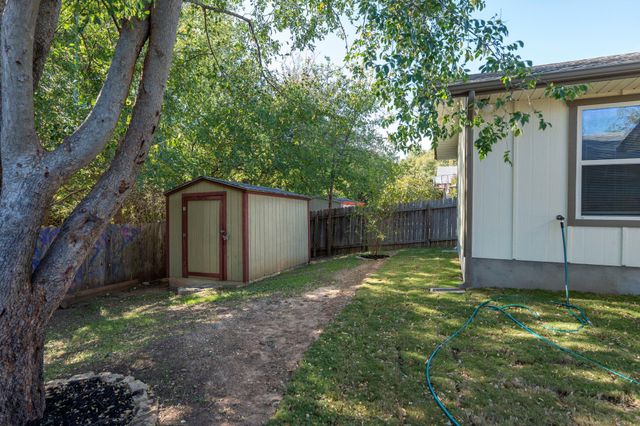 7307 Thannas WAY, Austin, TX 78744
