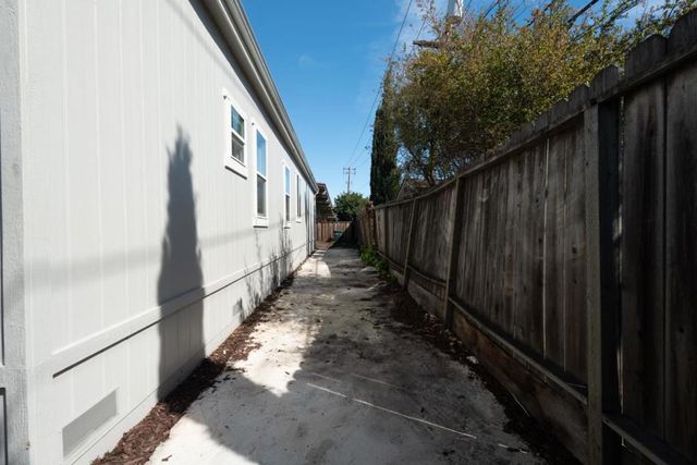 1225 Vienna Drive, Sunnyvale, CA 94089