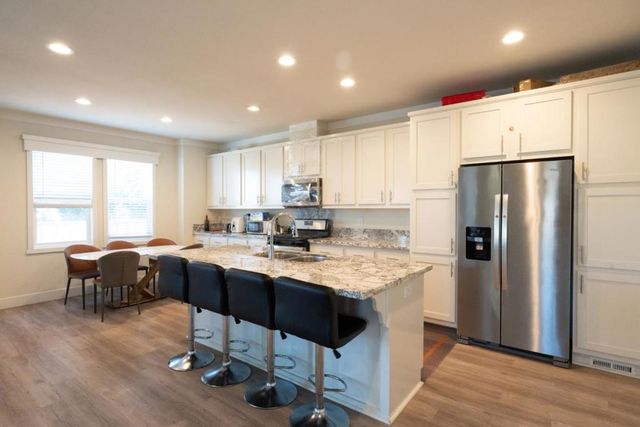 1225 Vienna Drive, Sunnyvale, CA 94089