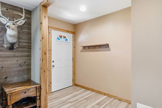 612 Oakwood Drive, Euless, TX 76040