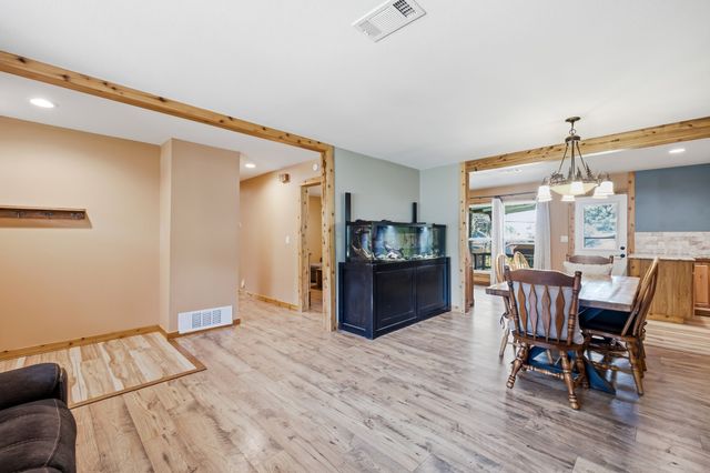 612 Oakwood Drive, Euless, TX 76040