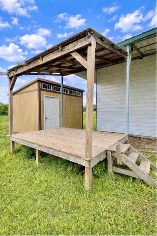 395 Holiday Village Drive, Quitman, TX 75783
