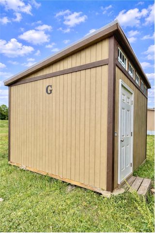 395 Holiday Village Drive, Quitman, TX 75783