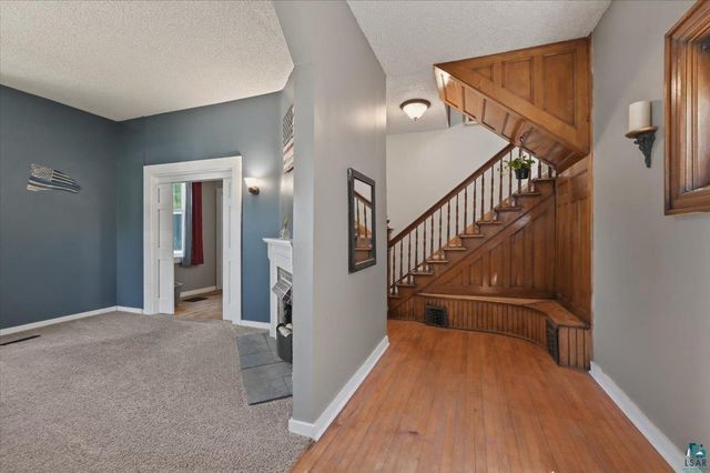 2004 Hughitt Ave, Superior, WI 54880