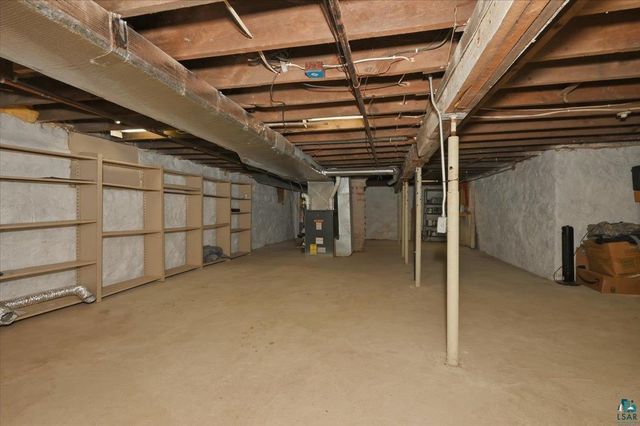 2004 Hughitt Ave, Superior, WI 54880