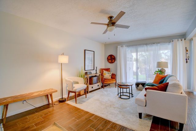 4717 Country Club Lane NW A7, Albuquerque, NM 87114