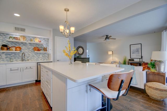 4717 Country Club Lane NW A7, Albuquerque, NM 87114