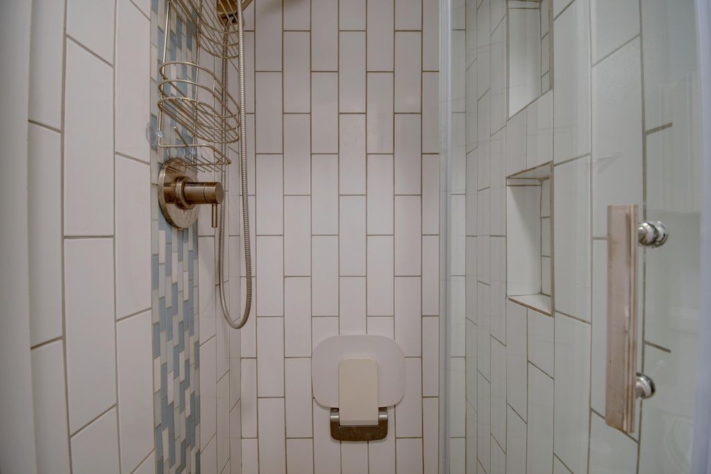 Image 11 of property listing at 4717 Country Club Lane NW A7, Albuquerque, NM 87114