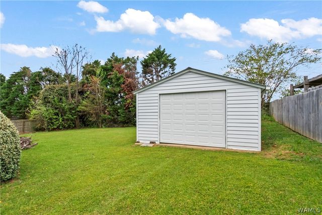 872 Amberwood, Tuscaloosa, AL 35405