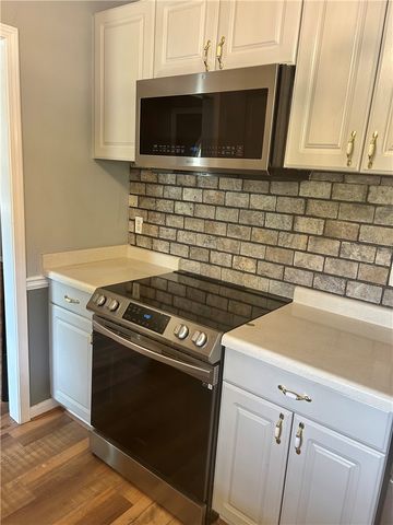 71 Textile Avenue, Lavonia, GA 30553