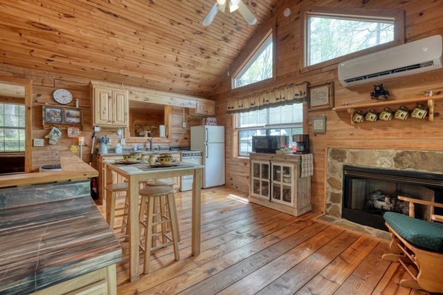 746 High Ridge Road, Murphy, NC 28906