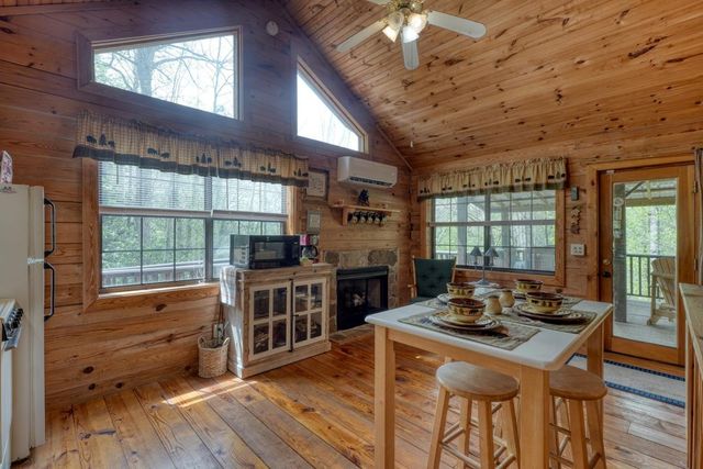 746 High Ridge Road, Murphy, NC 28906