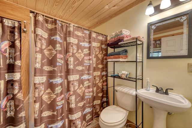 746 High Ridge Road, Murphy, NC 28906
