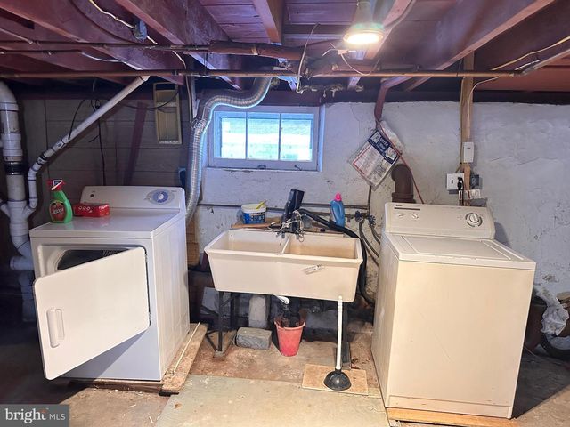 411 ROWAN AVE, Hamilton Township, NJ 08610