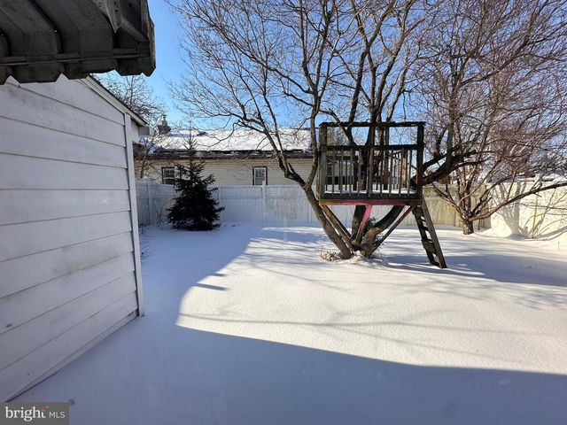 411 ROWAN AVE, Hamilton Township, NJ 08610