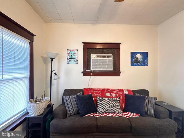 411 ROWAN AVE, Hamilton Township, NJ 08610