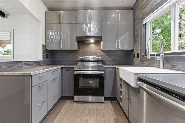 500 Rosemont Drive SE, Atlanta, GA 30317