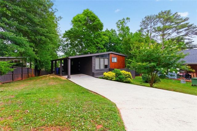500 Rosemont Drive SE, Atlanta, GA 30317