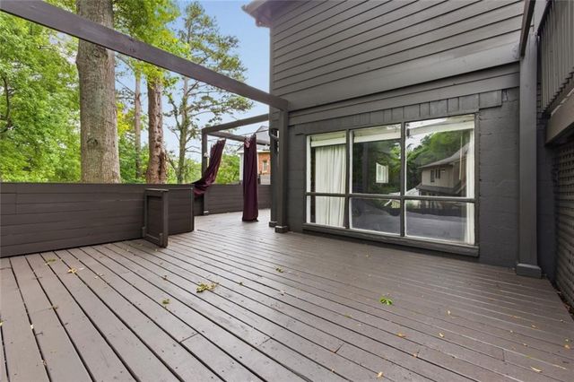 500 Rosemont Drive SE, Atlanta, GA 30317