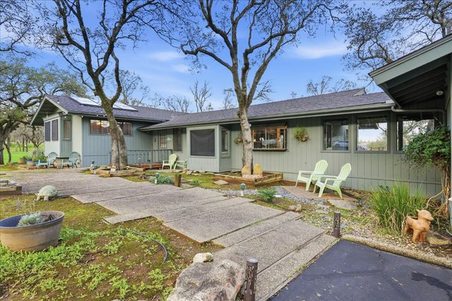 41869 Horseshoe Bend, Coarsegold, CA 93614