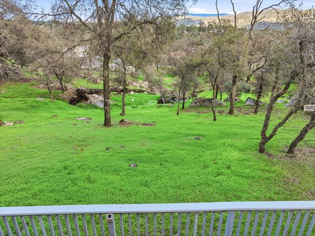41869 Horseshoe Bend, Coarsegold, CA 93614