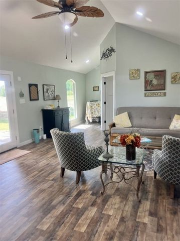 366 CR 3538, Clarksville, AR 72830