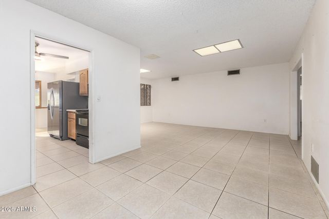 14215 N TUMBLEBROOK Way, Sun City, AZ 85351