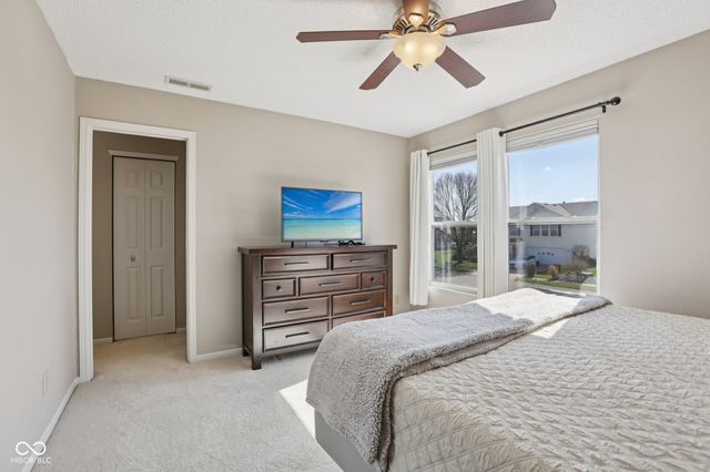 9361 W Dockside Circle, Pendleton, IN 46064