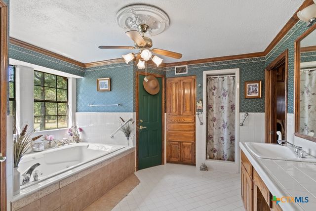 750 N US HIGHWAY 287, Palestine, TX 75803