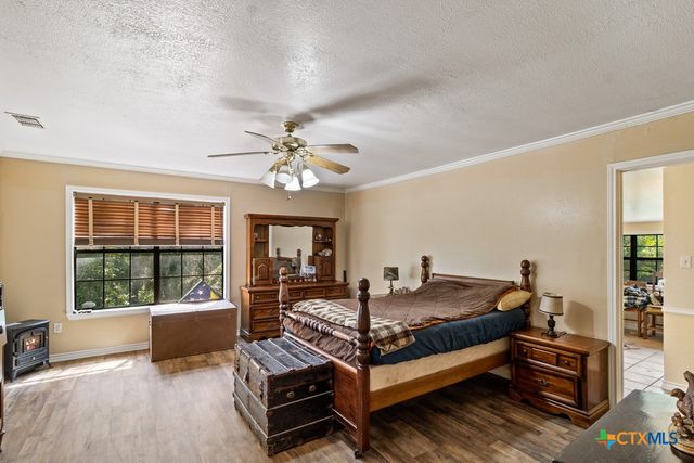 750 N US HIGHWAY 287, Palestine, TX 75803