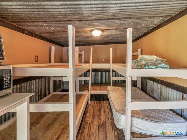 750 N US HIGHWAY 287, Palestine, TX 75803