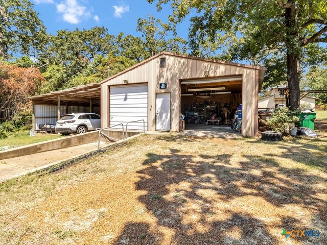 750 N US HIGHWAY 287, Palestine, TX 75803