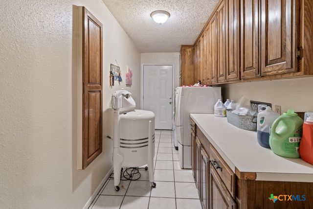 750 N US HIGHWAY 287, Palestine, TX 75803