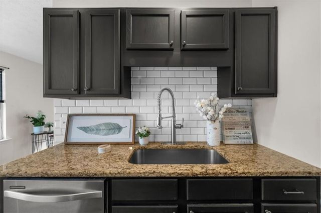 159 Oak Grove Place, Acworth, GA 30102