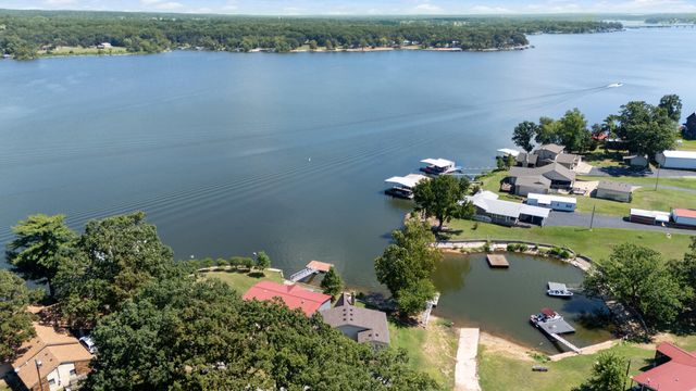 24612 S 638 Road, Grove, OK 74344