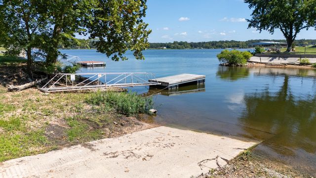 24612 S 638 Road, Grove, OK 74344