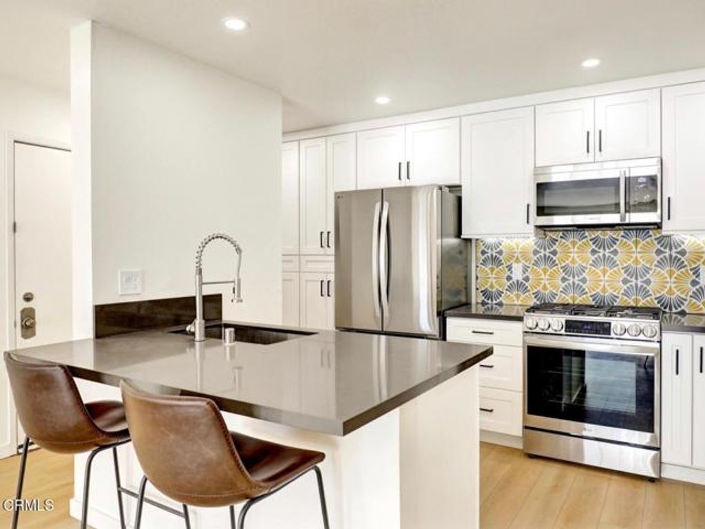 3665 S Bear Street J, Santa Ana, CA 92704