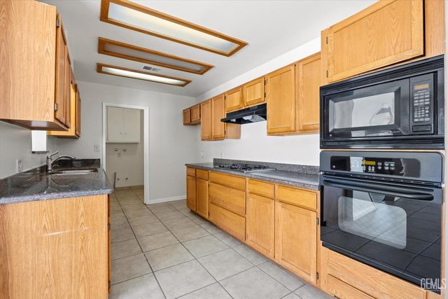 3917 Reno Avenue, Bakersfield, CA 93309