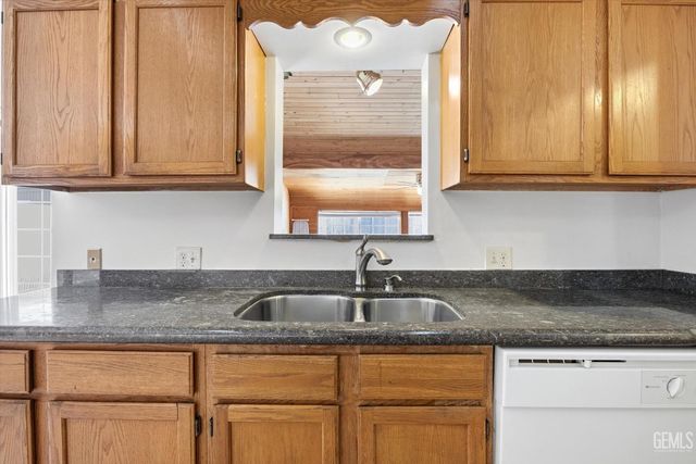 3917 Reno Avenue, Bakersfield, CA 93309