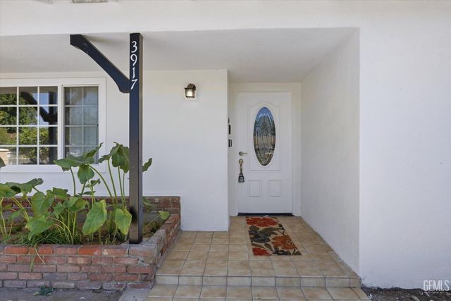 3917 Reno Avenue, Bakersfield, CA 93309