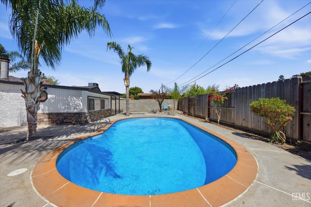 3917 Reno Avenue, Bakersfield, CA 93309