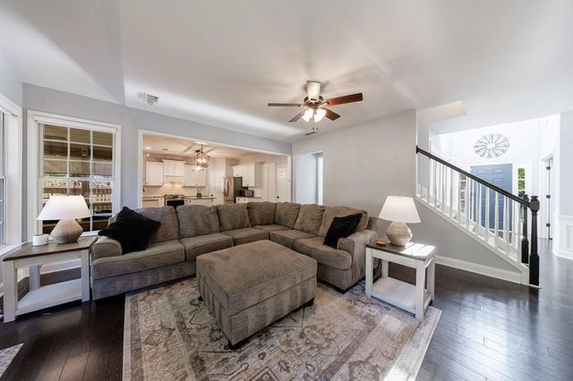 505 Keeneland Avenue, Woodstock, GA 30189