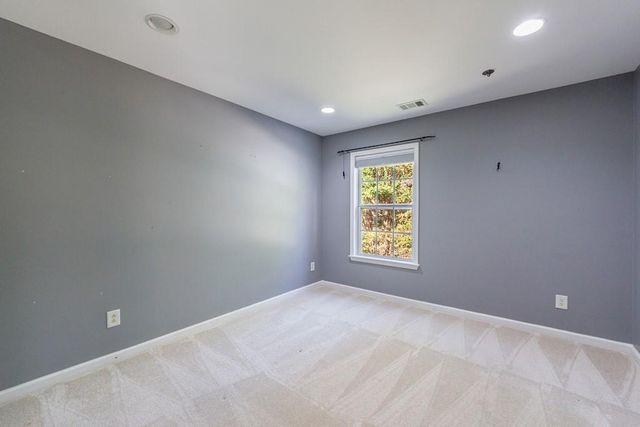 505 Keeneland Avenue, Woodstock, GA 30189