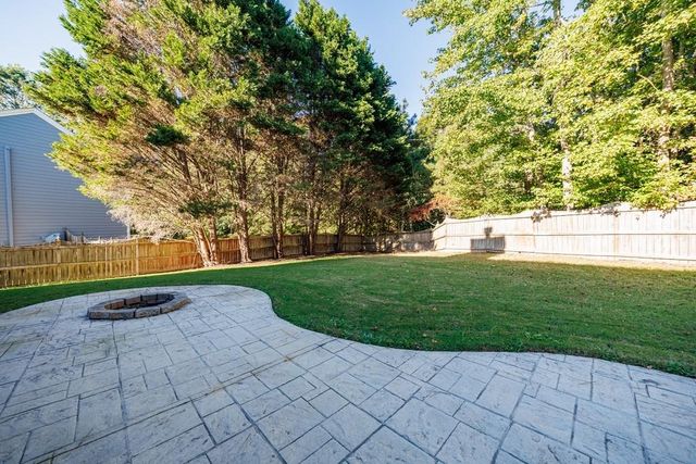 505 Keeneland Avenue, Woodstock, GA 30189