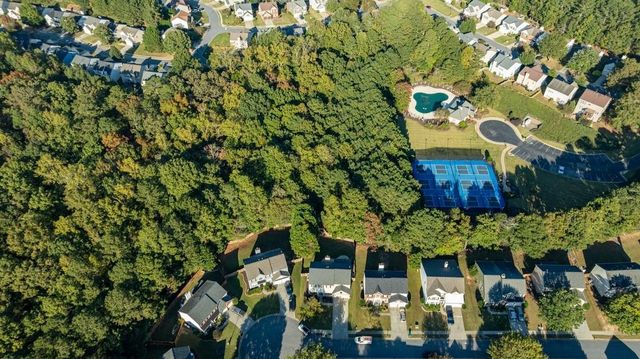 505 Keeneland Avenue, Woodstock, GA 30189