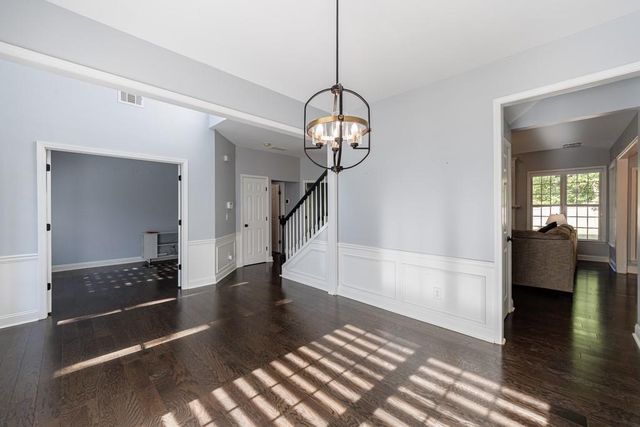 505 Keeneland Avenue, Woodstock, GA 30189