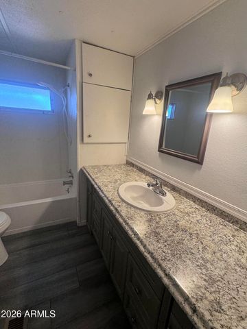 11425 E UNIVERSITY Drive 124, Apache Junction, AZ 85120