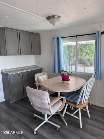 11425 E UNIVERSITY Drive 124, Apache Junction, AZ 85120