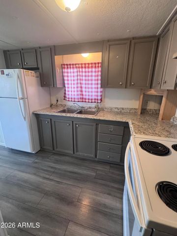 11425 E UNIVERSITY Drive 124, Apache Junction, AZ 85120